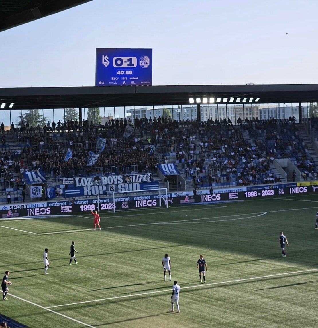 FCL-Fans mit Choreo im Heimblock